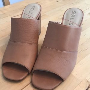 Sole Society stacked heel open toed shoes